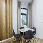 Apartamento Center By Kramm - Mieszkanie W Sercu Poznania