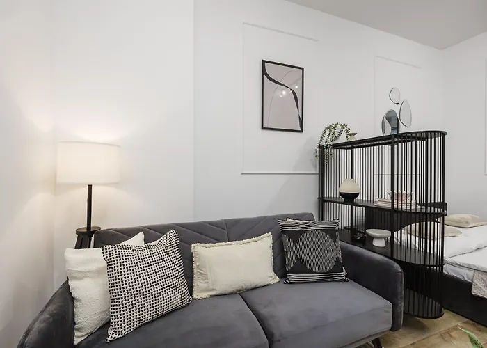 アパート Center By Kramm - Mieszkanie W Sercu Poznania ポズナン